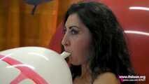 Madame en rouge 18