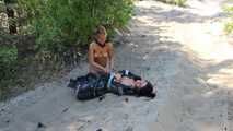 Dana and La Pulya - Bag racing completely packed in trash bags with duct tape (video)