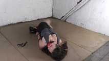 Kyra get photographed in a hogtie