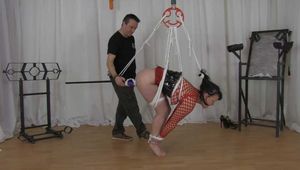 Zur Penetration aufgehangen