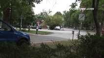 050033 Roxy Takes A Desperate Pee By The Apartment Building