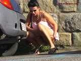 016124 Eve Is Spotted Peeing In The Street