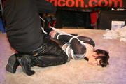 My first Bondage Bet in 2011 !