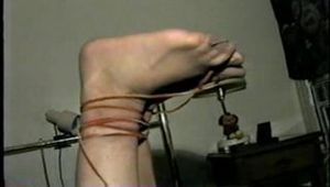 33 Yr OLD AMERICAN INDIAN DOCTOR TIED TO BRASS BED WITH RAWHIDE (D28-6)