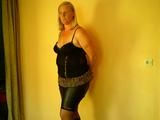 Miri hogcuffed 1/2