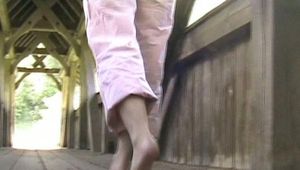 barfoot in public