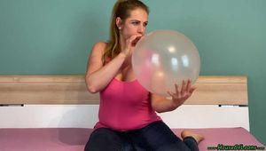 blowing up multiple wet transparent TT17 till Blow2Pop