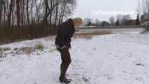 032072 A Bleak Winter Pee From Sam