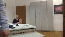 Isabel – Entflohener Gefangener im Büro Teil 3 von 8