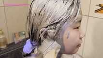 Xiaomeng Experiencing Bling Silver Body Painting