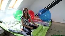 balloon clean-Up (sitting, knee, fingernail)
