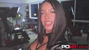 Sexy big ass slut pays her tattoo with sex
